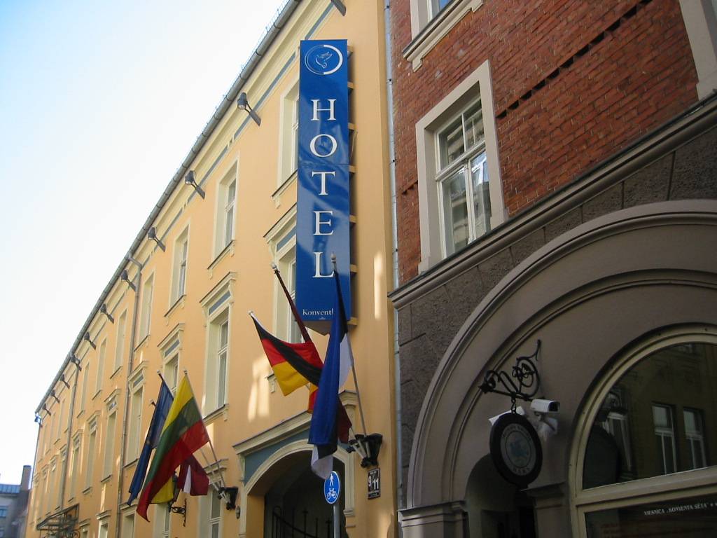Kolonna Konventa Seta Hotel