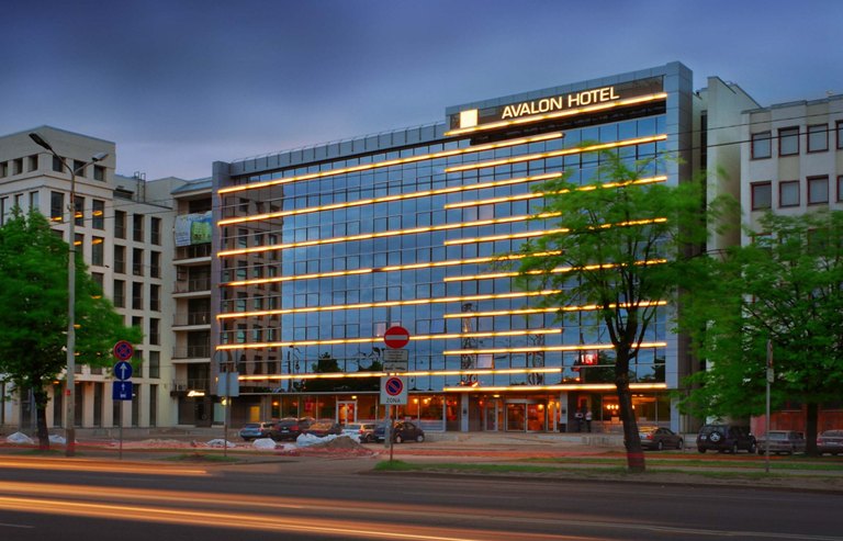 Avalon Hotel & Conferences 4****+